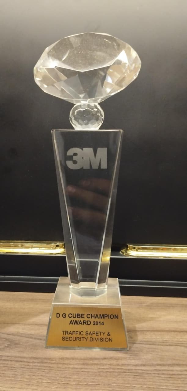 DG CUBE CHAMPION AWARD 2014